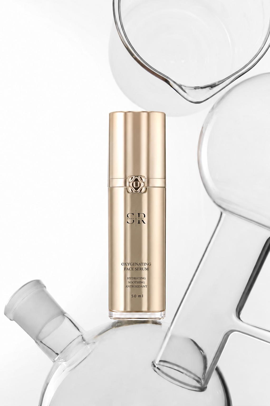 SR LUXE serum with coordinated champagne gold cap and body
